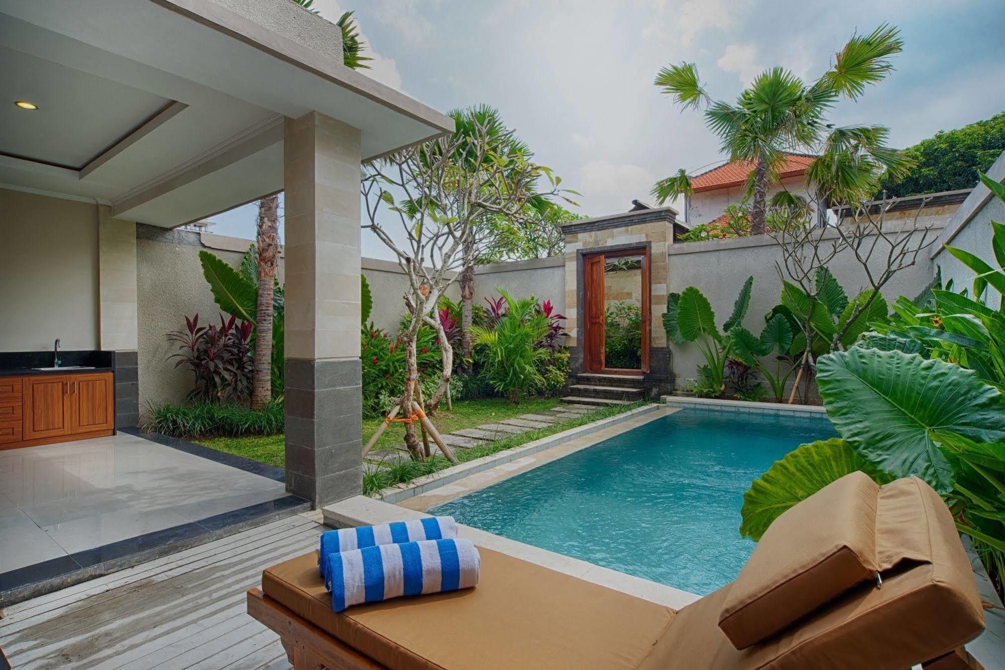 Puri Canggu Villas & Rooms Exterior photo