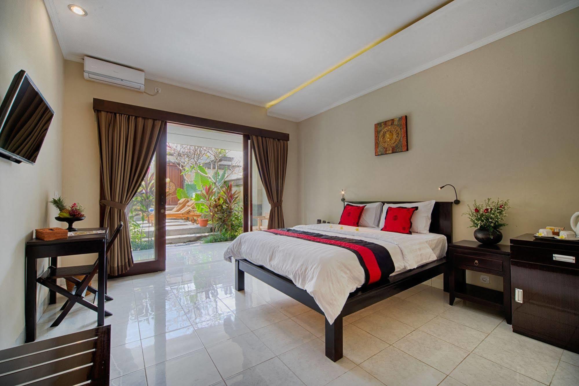 Puri Canggu Villas & Rooms Exterior photo