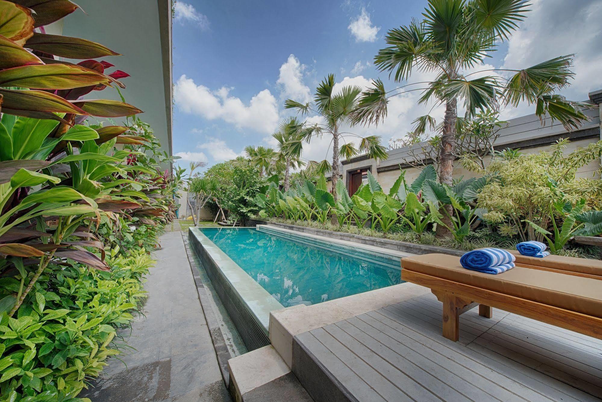 Puri Canggu Villas & Rooms Exterior photo